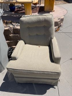 Free chair