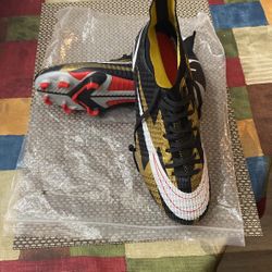 Zquaus MMen’s Soccer Boots
