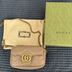 Authentic Gucci Marmont Super Mini Bag—like New!
