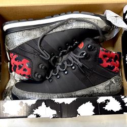 Vintage North Face Back To Concrete Hiking Boots. New In Box.