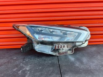 2020-2025 Nissan Versa Passenger Side Right RH LED Assembly oem