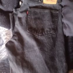 Levis