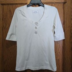 $10   CALVIN KLEIN  STRETCHY TEE  LARGE