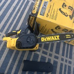 DEWALT 20V MAX 12in. Brushless Cordless Battery Powered Chainsaw (Tool Only) 2.4k