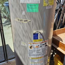AO Smith 50 gal Natural Gas Water Heater '01