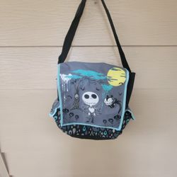 DISNEY NIGHTMARE BEFORE CHRISTMAS MESSENGER BAG IN GREAT CONDITION 