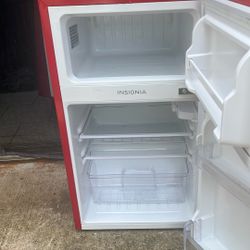 Mini Refrigerator 