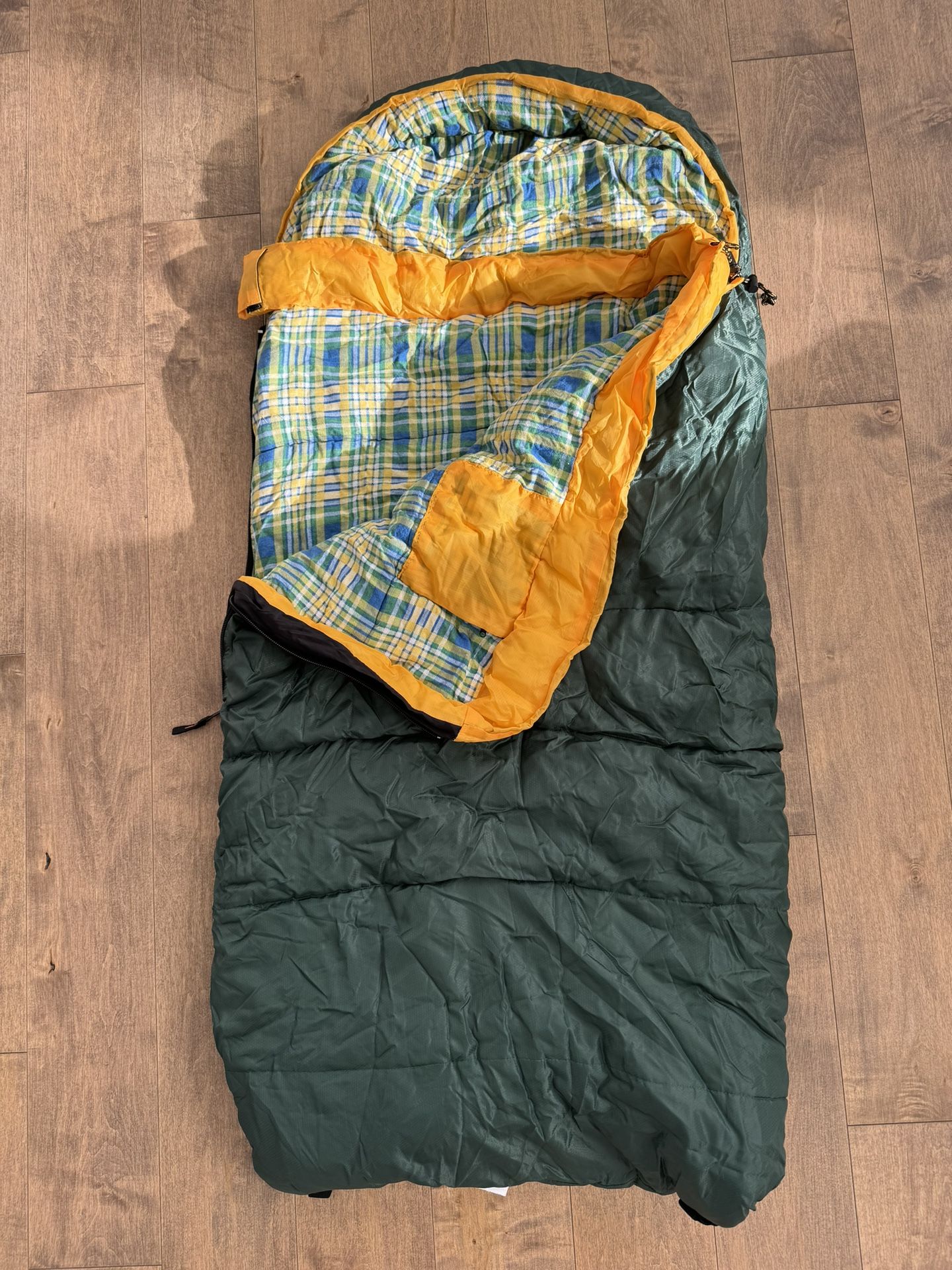 Kid Grizzly -0° Sleeping Bag from Black Pine Sports - Like New