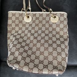 Gucci handbag