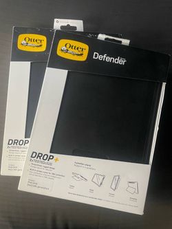 iPad 10th Gen - NEW OtterBox Defender (Retails $90)