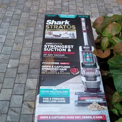 Shark Stratos Duo Clean Hair Pro /Pet Vac 