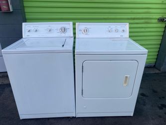 KENMORE TRADITIONAL TOP LOAD WASHER WITH AGITATOR AND GAS DRYER