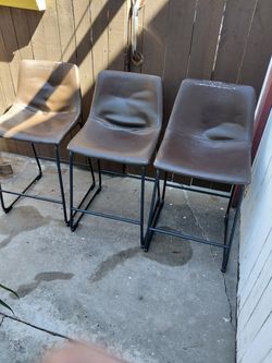 3 chairs for 35$