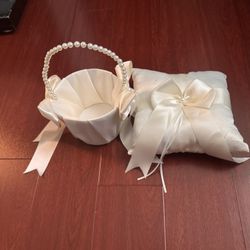 Wedding Flower Gile Basket And Ring Boy Pillow Ivory 
