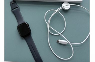 Apple Watch 45MM Series 8 GPS