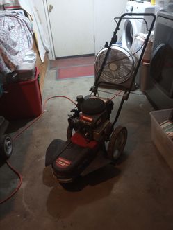 Craftsmen 22" weed trimmer.
