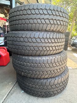 Set of four 275/65R18 Firestone Destination A/T2