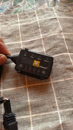 Pedal Commander Bluetooth Throttle Response Controller