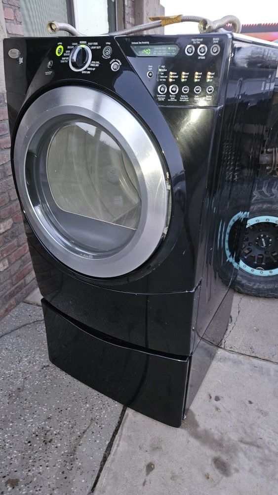 Whirlpool Duet Gas Dryer