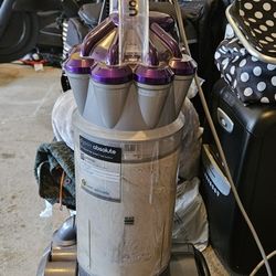 Dyson Vacume