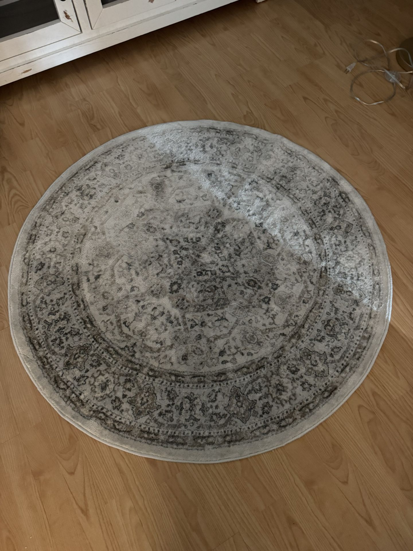 Round Area Rug