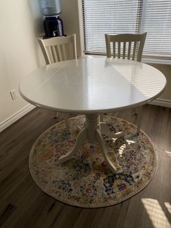 Wayfair Table and Chairs!! Less than 6 months old