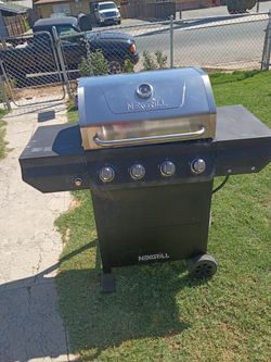 negen 4 burner bbq