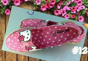 Hello Kitty shoes