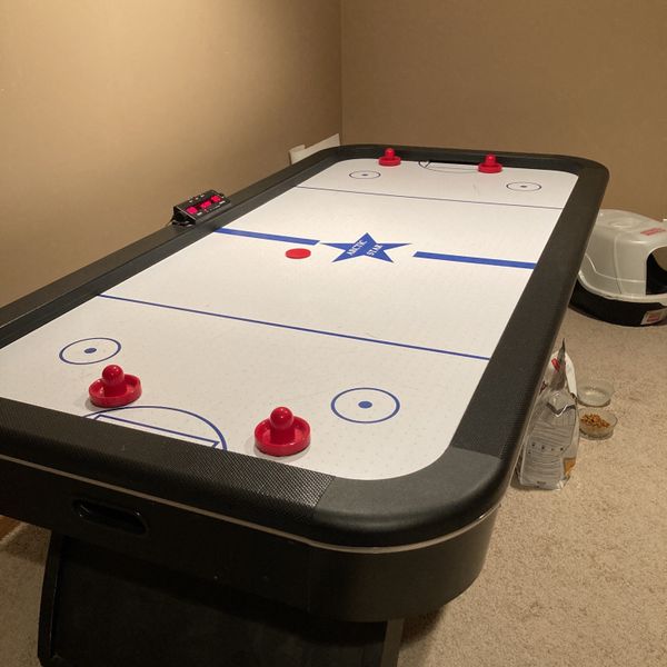8 Foot Arctic Star Air Hockey Table for Sale in Frankfort, IL OfferUp