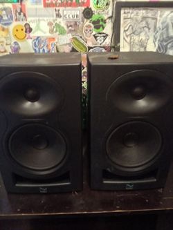 Kali  LP-6 professional studio monitor 2 nd wave