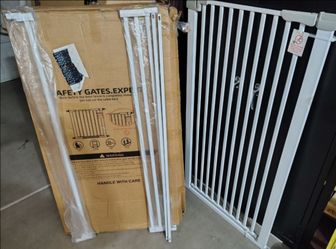 Safety gate. NEW. DESIGN YOUR SIZE ! With Door