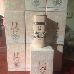 Perfume Yara Árabe Especial Del Mes 2 × 25 Mínimo En La Compra De 12 Piezas, Sólo Mayoreo