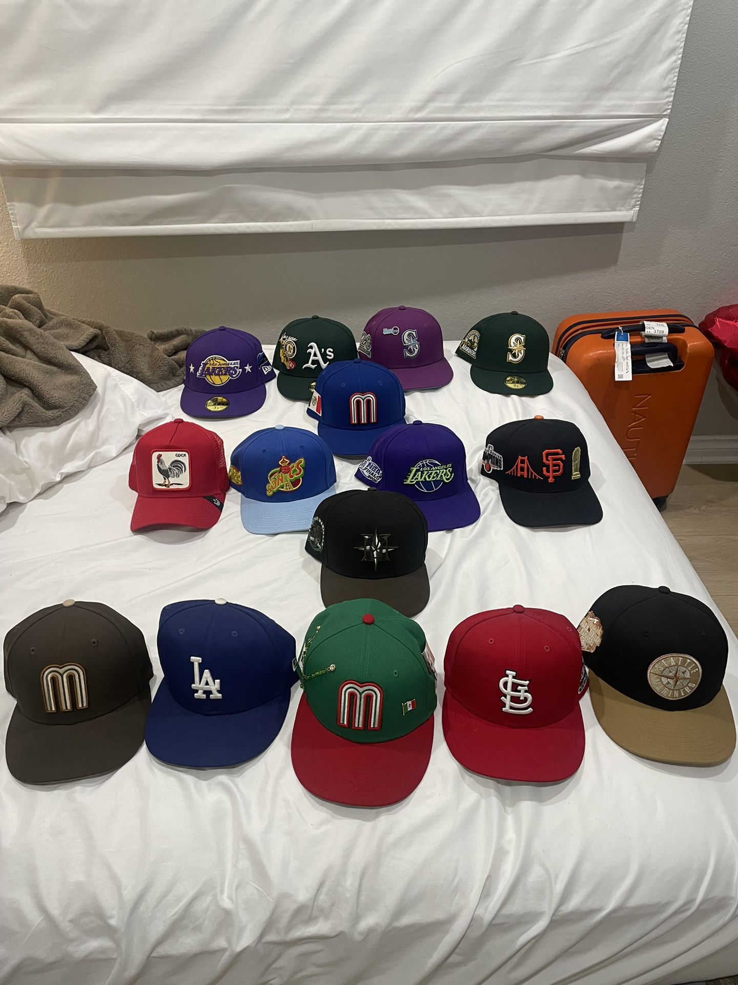 Fitted Hats Lots Of Sizes 