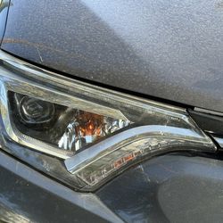 2016-2018 Toyota rav4 se & limited