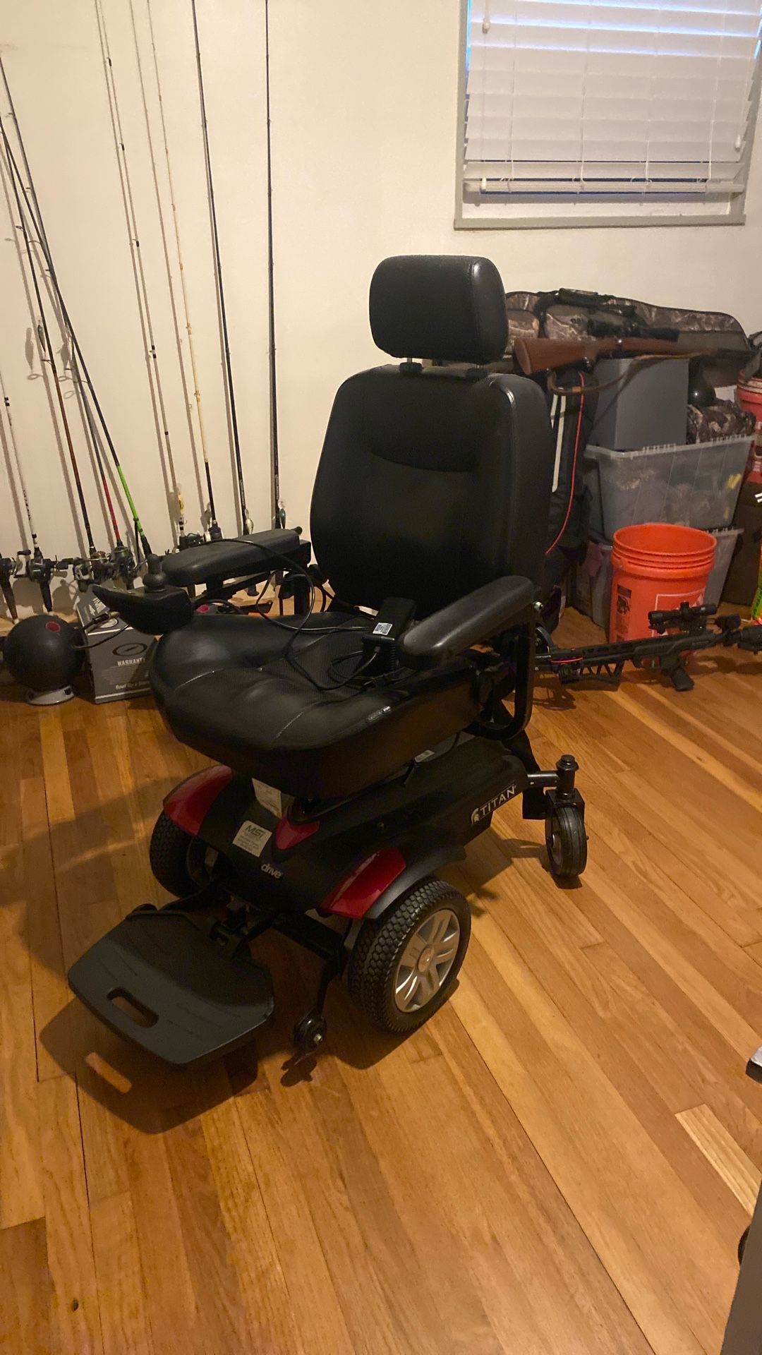 Drive - Power Wheelchair 18 Inch Seat Width 300 lbs. Weight Capacity