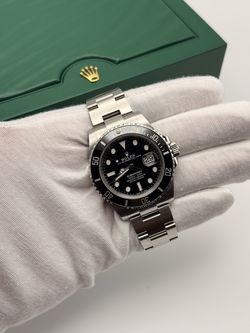 Rolex Submariner Date 126610LN -  41mm -  2024 - Full Set