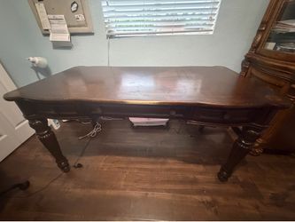 Office Desk