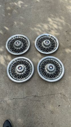 Buick Regal 1987 Hubcaps