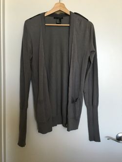 Woman's Gray Cardigan Size M