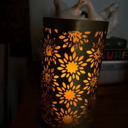 Metal Pillar Candle Cut Out Holder Lantern 