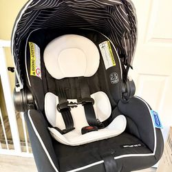 Graco SnugRide Lite LX Infant Car Seat