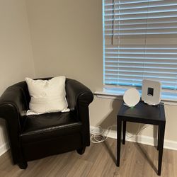 ✨ 2 Leather Chairs + 2 Mahogany Side Tables – Gently Used & Great Condition! ✨