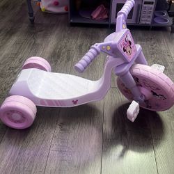 Minnie Mouse Tricycle 
