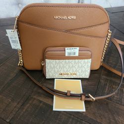 New Michael Kors Purse And Wallet  New With Tags