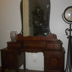 1930s Vanity 