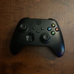 Black Xbox Controller