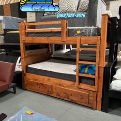 Triple Full Bunk Bed Oak With Mattresses Trundle New Cama Con Colchones 