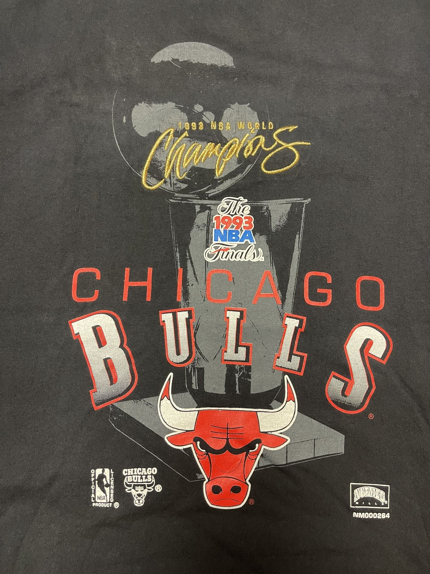 Men’s 1993 Chicago Bulls Nutmeg World Champions Shirt - Size Large