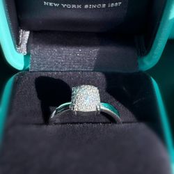 Tiffany & Co. Paloma Picasso 18K white gold Pave 0.16CTW Diamond Sugar Stack Cocktail Ring sz5.25