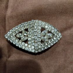 Vintage Rhinestone Scarf Brooch 